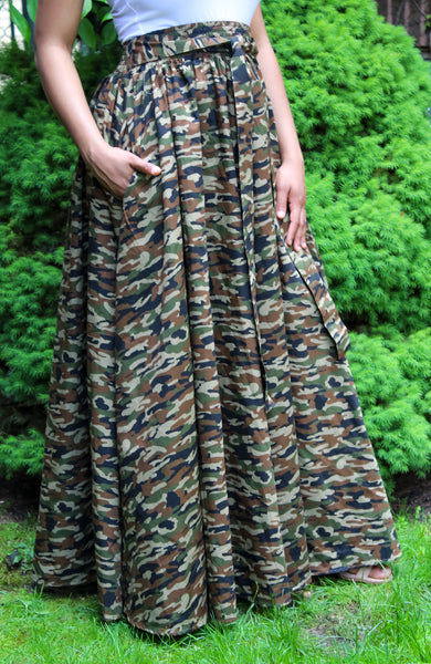 Dark Camouflage Print Skirt