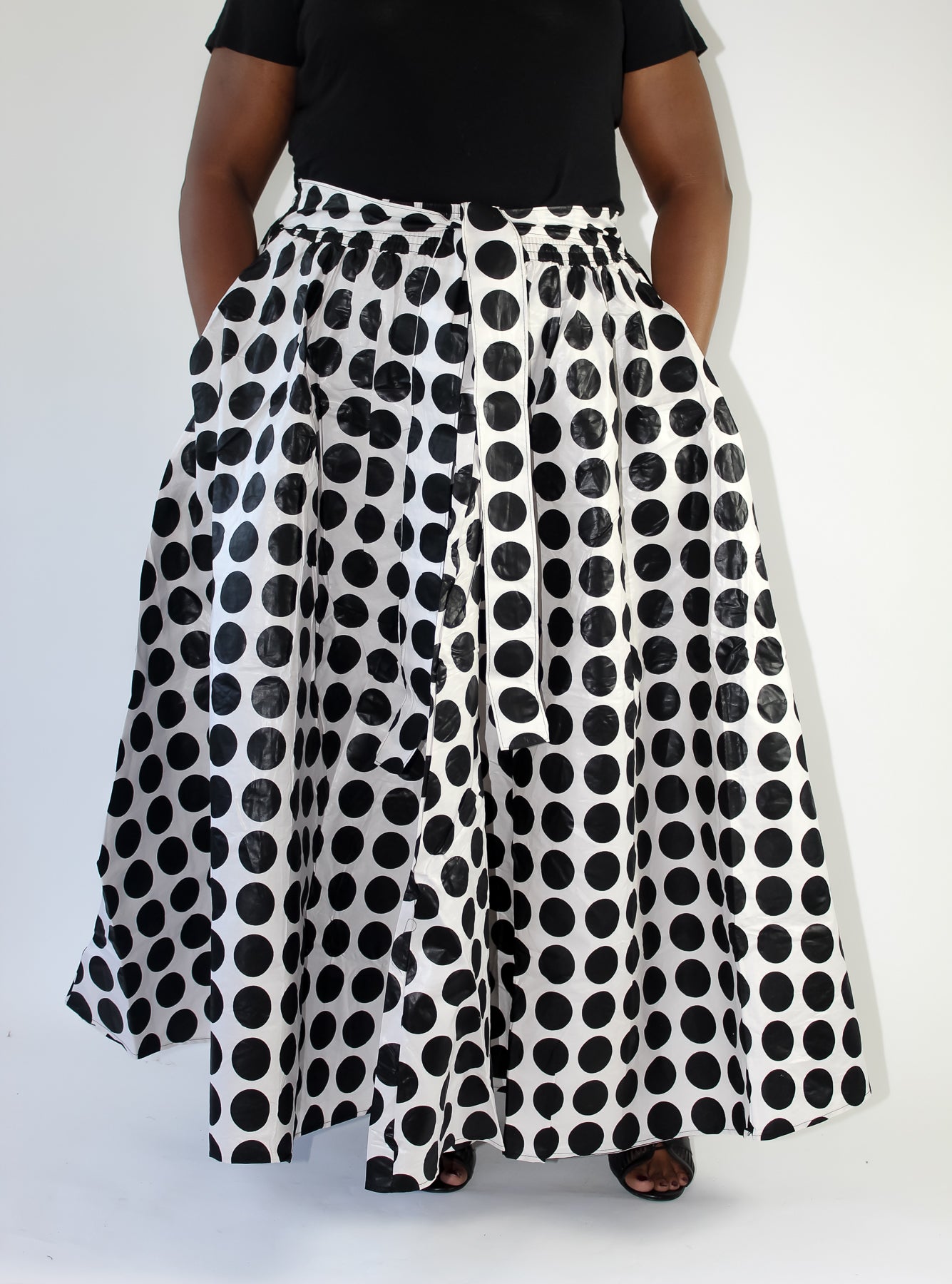 White maxi skirt with black polka dots Clearance